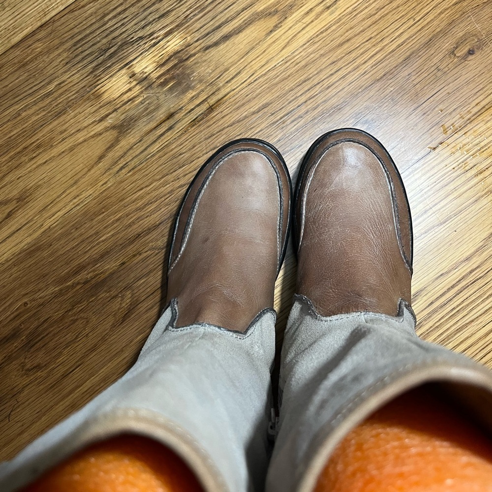 OTBT Deer Lodge Leather Boots | Women’s 8M | Comfort Style - Picture 3 of 6